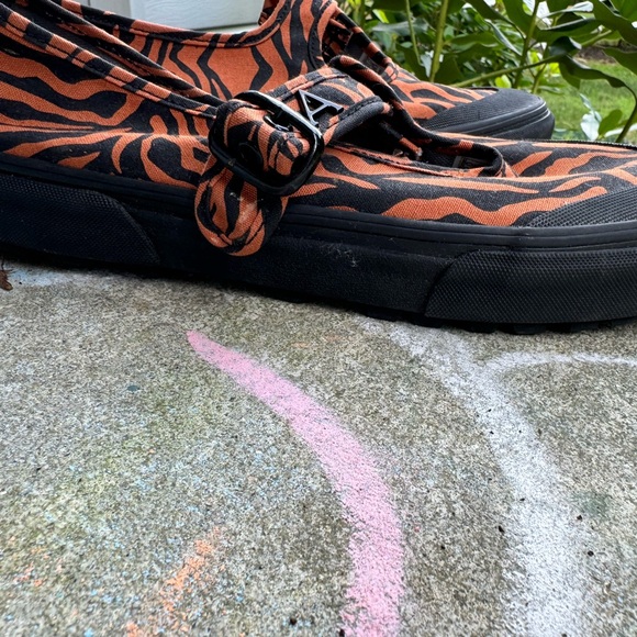 Ashley Williams size 10 Mary Jane Vans - Picture 4 of 4
